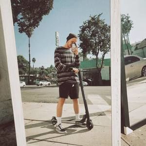 Meet your Posher, Sam